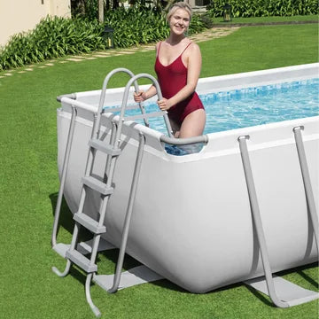 Bestway
Piscina Estrutural Retangular 14.812L com Filtro 220V Bestway